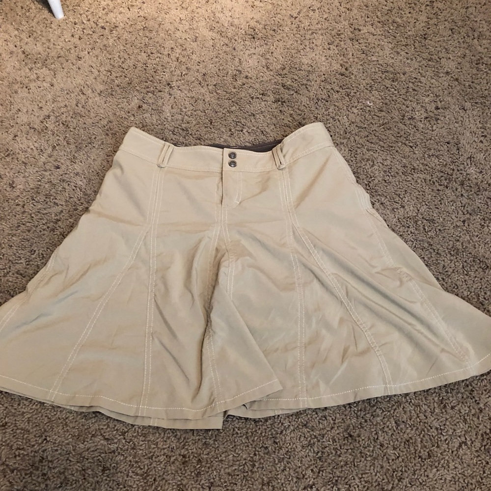 Skort
